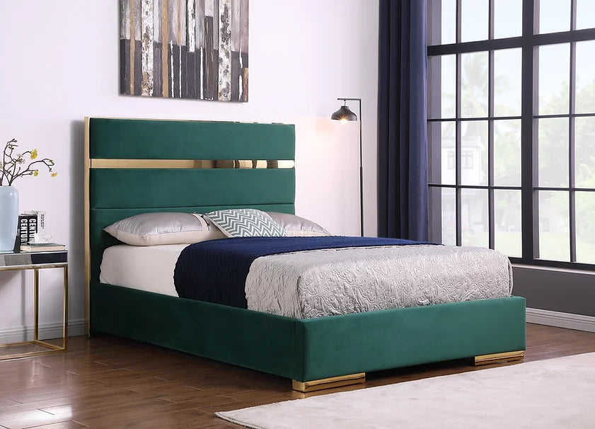 B810 Cartier (Green) Bed